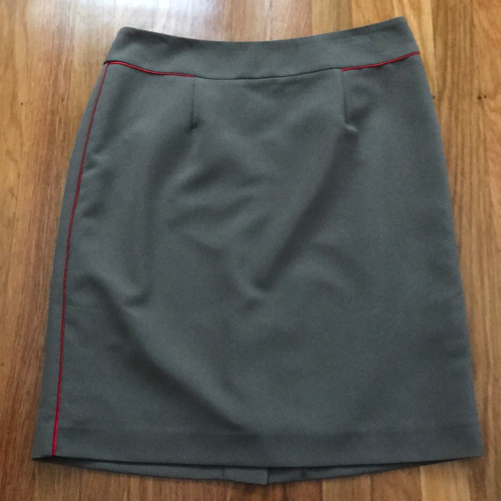 Banana Republic Factory piped skirt
